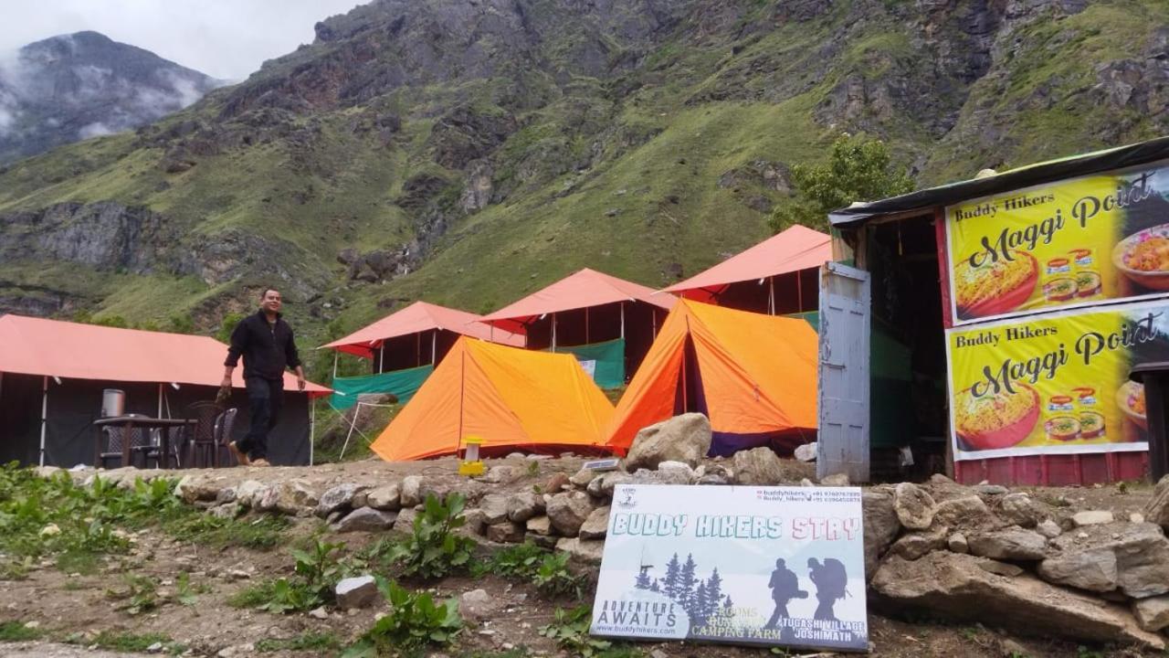 Buddy Hikers Stay Badrinath Room photo